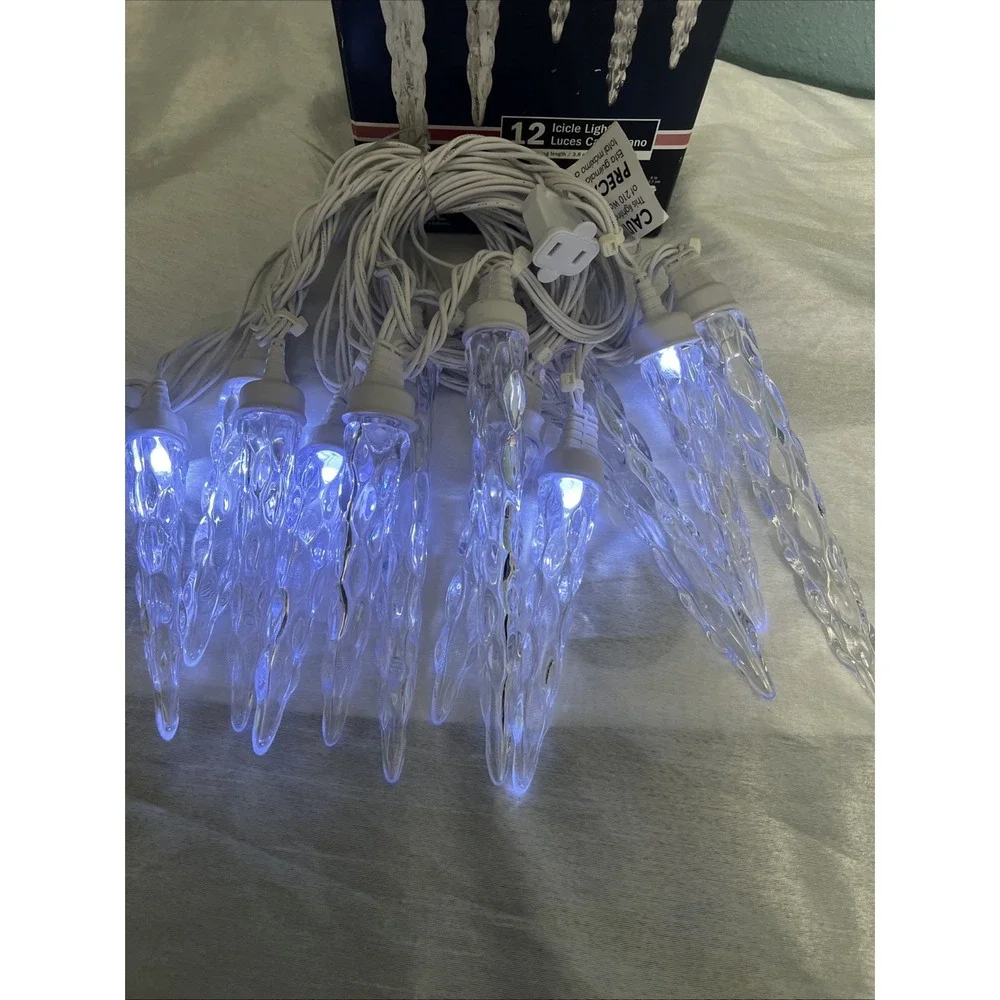 Gemmy LED SynchroLights 12-Count LED‎ Icicle Lights Brilliant White 2013